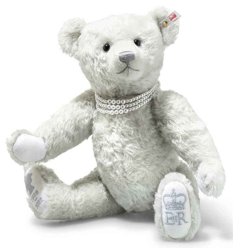 HM The Queen - Dedication to Service Teddy Bear by Steiff - 45cm - Image 2