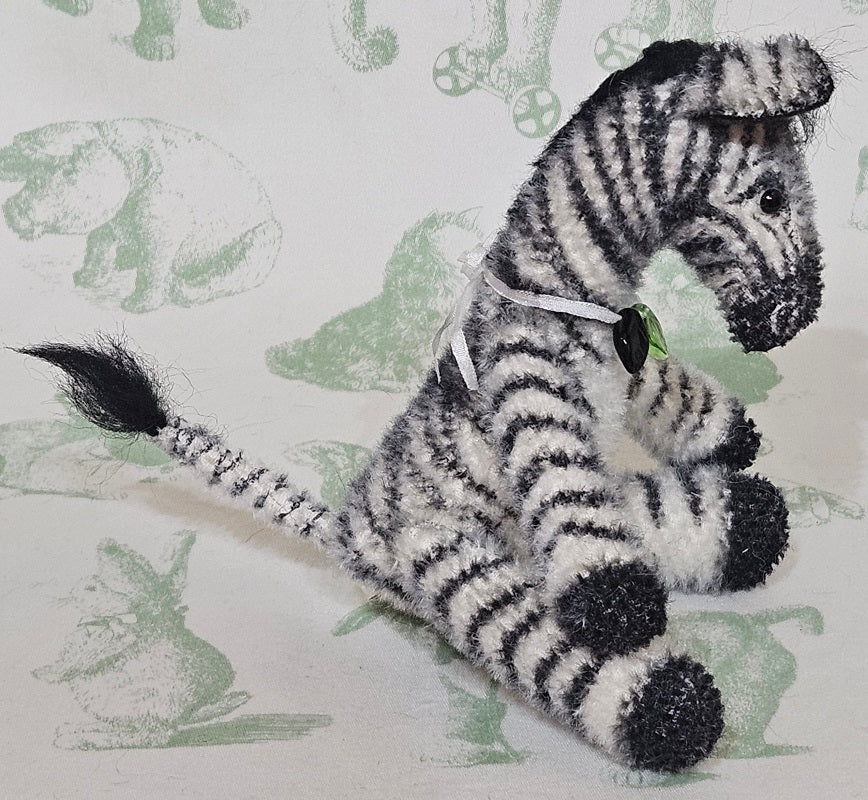 Zane Zebra by Lynne Farmer - 16cm - Image 3